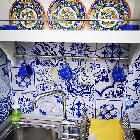 Benincasaroom 招待所 4*