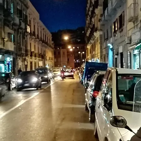 بيت ضيافة Benincasaroom